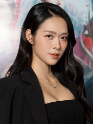 Diệp Bảo Ngọc kín tiếng ở tuổi 33, tiết lộ cuộc sống mẹ đơn thân