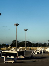 Hãng hàng không đột ngột hủy tất cả chuyến bay, hàng trăm du khách bị bỏ rơi