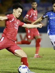 Cuộc đua sinh tồn hay nhất lịch sử V-League: Becamex TP.HCM rớt hạng?