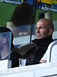 Zidane đến xem con trai đối đầu Messi, thay vì dự khán trận Pháp gặp Senegal: Tình phụ tử!
