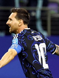Ibrahimovic lý giải vì sao bàn thắng mới nhất của Messi khiến mọi người hạnh phúc