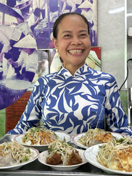 Quán bánh cuốn Michelin ở trung tâm TP.HCM: Thâm niên 65 năm, bà chủ có thói quen đặc biệt