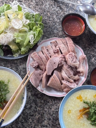 Đêm ở Tam Kỳ, ghé quán ven đường ăn cháo vịt nóng hổi