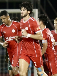 Cầu thủ Việt kiều tỏa sáng ở V-League, HLV Kim Sang-sik không còn lo nhân sự đội tuyển Việt Nam
