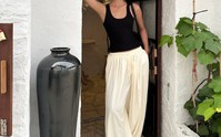 Mặc quần ống rộng sao cho khéo để không bị nuốt dáng?