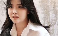 Chủ nhân 'vương miện 3 tỉ kiểm định toàn kim cương giả' lên tiếng