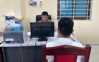 Cán bộ công an 'nổ quan hệ' để lừa 'chạy án', xin việc