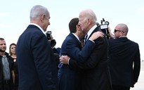 Ông Biden vừa đến Israel, hai lãnh đạo nước chủ nhà ra đón tại sân bay