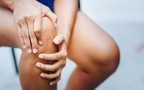 Khi nào đau nhức chân là do thiếu protein?