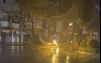 Kiên Giang: Mưa lớn suốt đêm gây ngập nặng nhiều tuyến đường trung tâm TP.Rạch Giá
