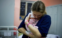 Phụ nữ giảm sinh con, Ukraine lo lắng