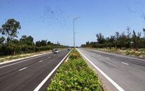 Vì sao gần 30 km 'cao tốc ven biển' Quảng Nam khống chế tốc độ 60 km/giờ?