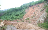 Mưa lớn gây sạt lở nhiều nơi trên địa bàn tỉnh Quảng Ngãi