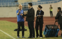 Giám sát AFC ‘mang kính lúp’ soi sân Mỹ Đình trước ngày đội tuyển Việt Nam đấu Iraq 