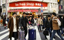 Nhật Bản đối phó nạn du khách nước ngoài gian lận trong mua hàng miễn thuế