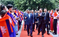Thủ tướng Phạm Minh Chính và Thủ tướng Campuchia Hun Manet gặp gỡ sinh viên ngoại thương