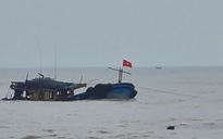 Chìm tàu cá, 5 ngư dân Phú Yên mất tích trên biển