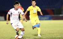 Vòng 8 V-League: VAR xuất hiện ở 2 trận 'nóng' nhất, quyết định ngôi đầu