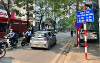 Hà Nội nên dừng hay tiếp tục cấm taxi ở nhiều tuyến phố?