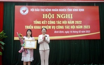 Trao bằng khen của Chủ tịch UBND tỉnh Bình Định cho VPĐD Báo Thanh Niên