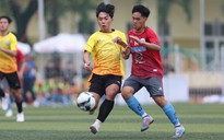 Giải bóng đá Thanh Niên Sinh viên Việt Nam: Miền Trung căng thẳng đến phút chót