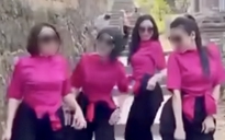 Xác minh clip 4 phụ nữ áo hồng uốn éo, nhảy nhót tại chùa Bổ Đà