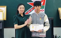 Thanh niên cứu người ở hồ Xuân Hương được tặng Huy hiệu Tuổi trẻ dũng cảm