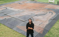 Nghệ sĩ Iraq Ali Alrawi tôn vinh di sản bằng một tác phẩm nghệ thuật khổng lồ