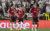 Thua đậm Sevilla, M.U bị loại ở tứ kết Europa League đầy thất vọng