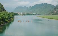Nhộn nhịp lễ hội đua thuyền trên sông Son, Quảng Bình