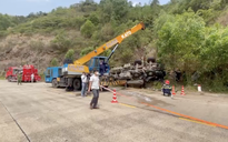 Vụ xe tải lật vào vách núi ở Phú Yên: Đã xác định danh tính nạn nhân