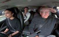 Bill Gates ca ngợi xe tự lái như cuộc cách mạng máy tính