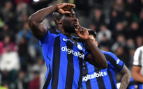 Romelu Lukaku gây tranh cãi sau bàn thắng phút chót giúp Inter Milan hòa Juventus