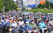 Chính phủ thúc TP.HCM và Hà Nội làm nhanh đường sắt đô thị, 'siết' xe cá nhân