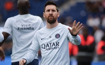 Messi làm gì trong ngày Mbappe nhận giải Cầu thủ xuất sắc Ligue 1?