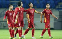 Đội tuyển Việt Nam đá giao hữu với Syria ở sân Thiên Trường
