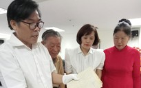 Trung tâm lưu trữ quốc gia III tiếp nhận bản thảo tác phẩm viết về Chủ tịch Hồ Chí Minh của nhà văn Sơn Tùng