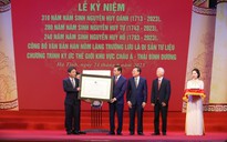 Đón bằng công nhận Văn bản Hán Nôm làng Trường Lưu là di sản tư liệu