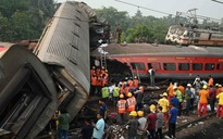 Người sống sót trong tai nạn đường sắt Ấn Độ: 'Chúng tôi tưởng mình đã chết'