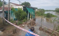 Sạt lở 180 m bờ sông ở Vĩnh Long, 28 hộ dân bị ảnh hưởng