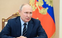 Tổng thống Putin nói Nga có thể sử dụng bom chùm để đáp trả Ukraine