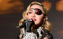 Madonna nhập viện vì bung hết sức 'chơi tới bến' với sao trẻ như Taylor Swift, Pink