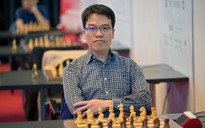 Lê Quang Liêm thể hiện đẳng cấp đánh cờ chớp ở Festival cờ vua Biel