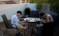 Trung Quốc muốn hạn chế trẻ em dùng điện thoại không quá 2 tiếng một ngày
