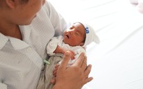 Cứu gần nghìn song thai nhờ phẫu thuật trong bụng mẹ