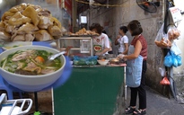 Quán phở nức tiếng khu chợ nhà giàu Hà Nội, mở bán 3 tiếng đã hết hàng