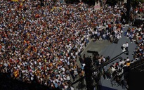 Hàng vạn người biểu tình ở Madrid phản đối ân xá lãnh đạo ly khai Catalan