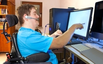 AI giúp người khuyết tật tiếp cận internet