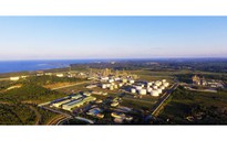 Nhà máy lọc dầu Dung Quất cán mốc chế biến 100 triệu tấn dầu thô