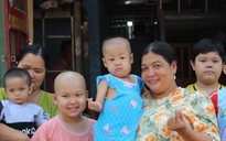 Người phụ nữ ở TP.HCM thuê nhà làm nơi trọ 0 đồng cho bệnh nhi ung thư: Mong những mầm xanh thoát 'cửa tử'